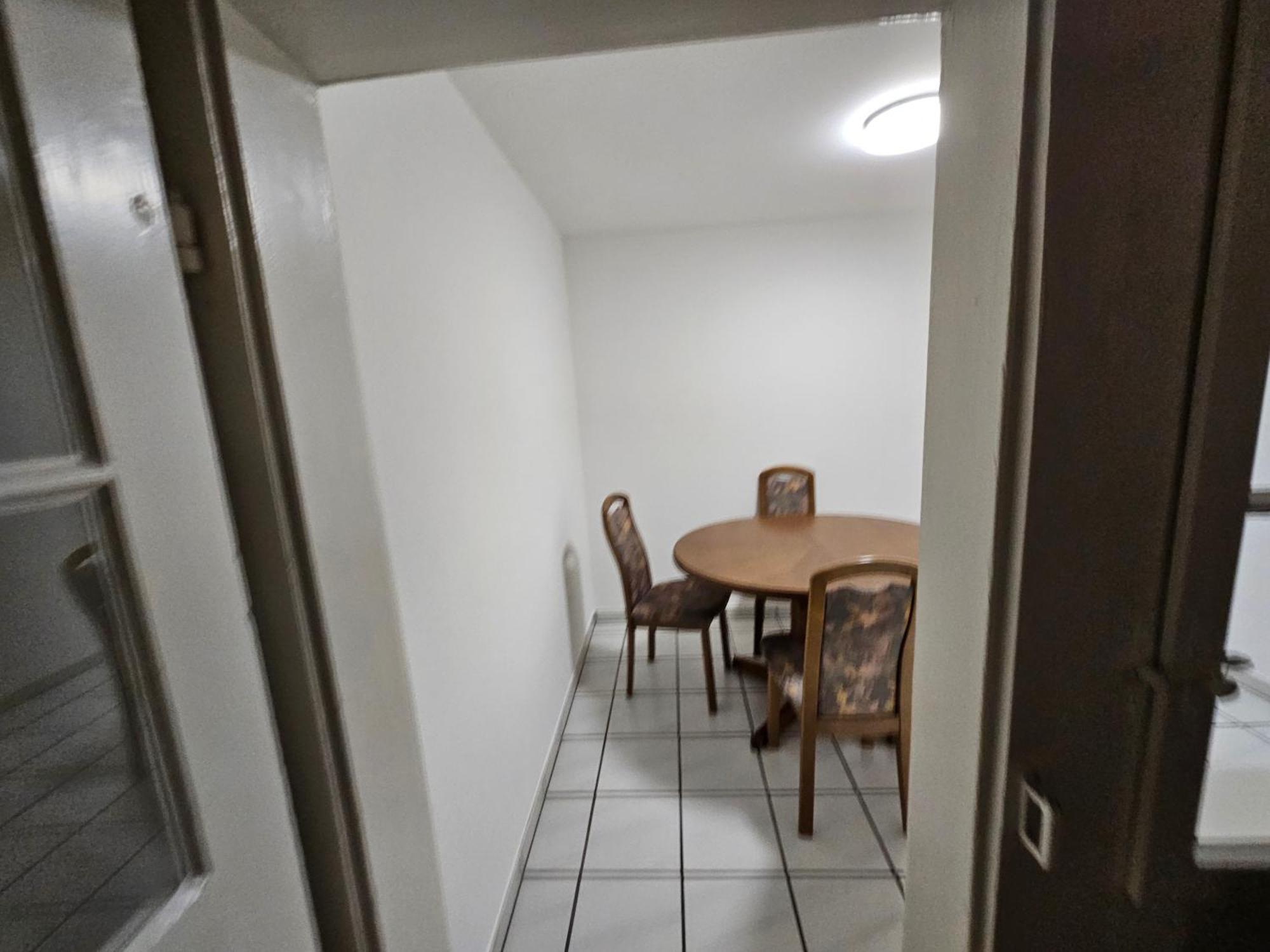 Real Swiss Classic & Up To 7 Seats Cars Option Appartement Berne